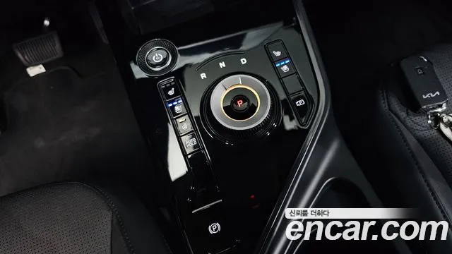 Kia Niro — Фото автомобиля 9