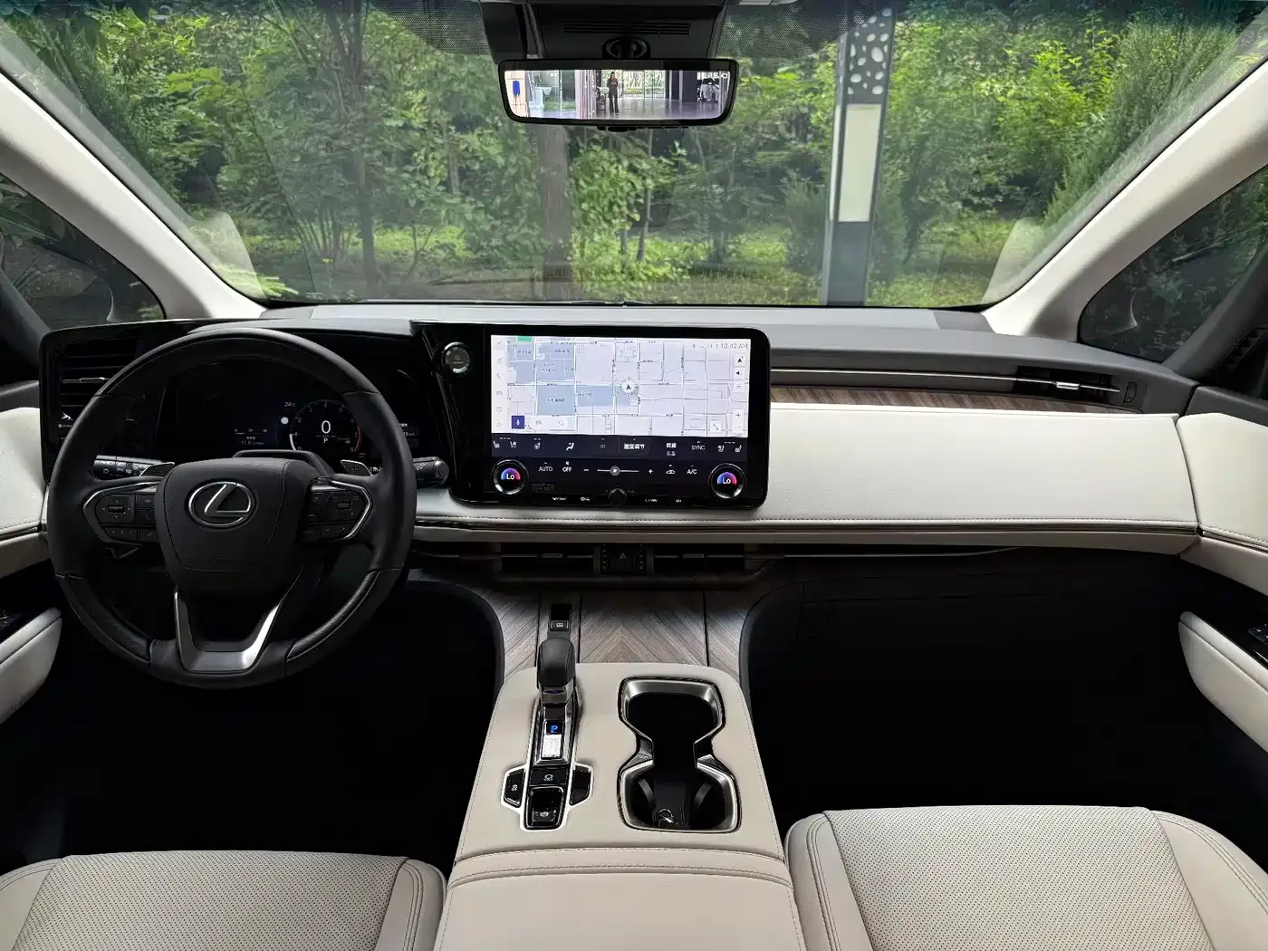 Lexus Lexus LM 2025 Model 500h Four-Seater Imperial Edition — Фото автомобиля 11