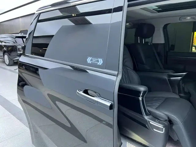 GAC Trumpchi M8 — Фото автомобиля 18