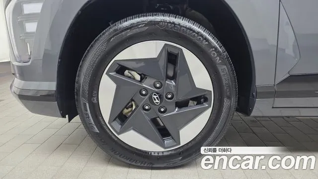 Hyundai Kona SX2 — Фото автомобиля 4