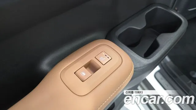 Hyundai Santa Fe MX5 — Фото автомобиля 20