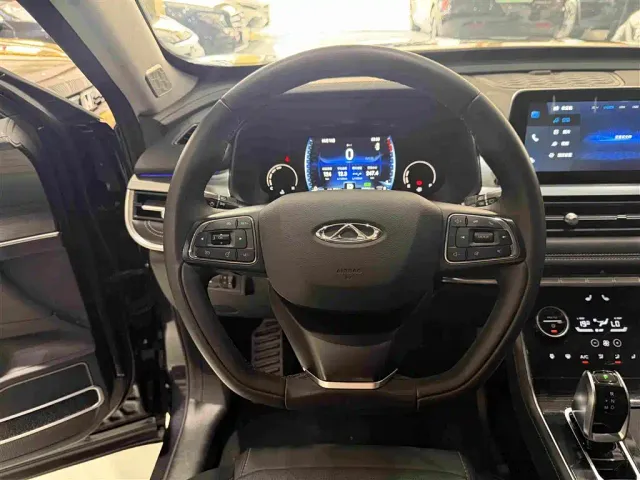 Chery Tiggo 8 — Фото автомобиля 15