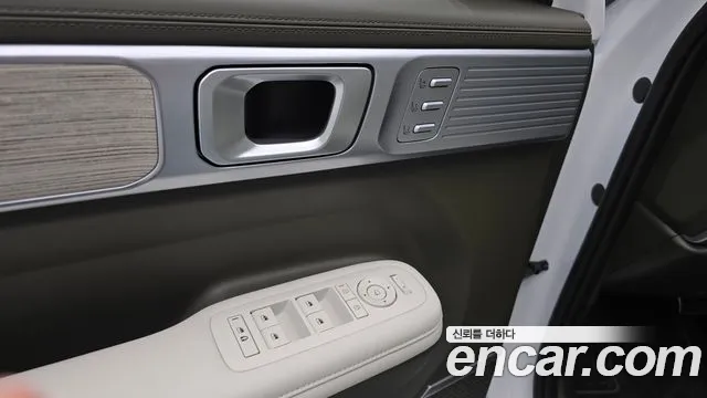 Hyundai Santa Fe — Фото автомобиля 29