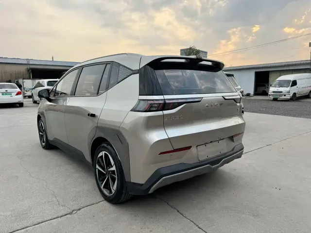 GAC Aion Y — Фото автомобиля 10