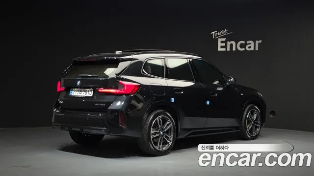 BMW X1 sDrive 18d M Sport — Фото автомобиля 2