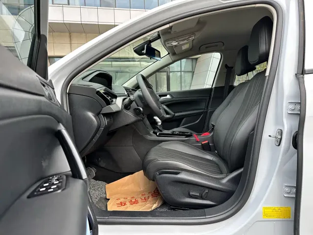 Peugeot 408 — Фото автомобиля 4