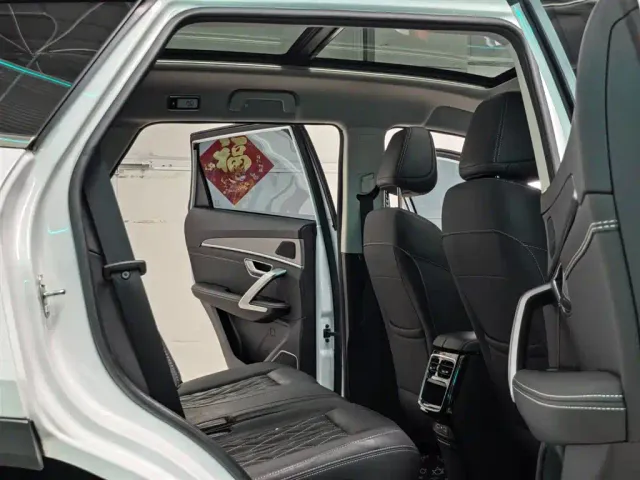 Jetour X70 Plus — Фото автомобиля 9