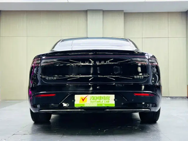 Luxeed S7 — Фото автомобиля 5
