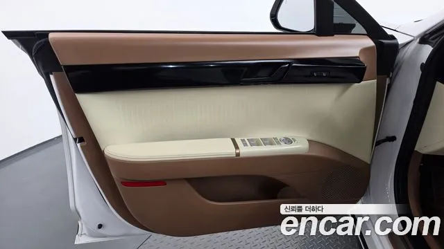 Hyundai Grandeur GN7 — Фото автомобиля 13