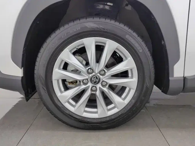 Toyota Corolla Cross — Фото автомобиля 17