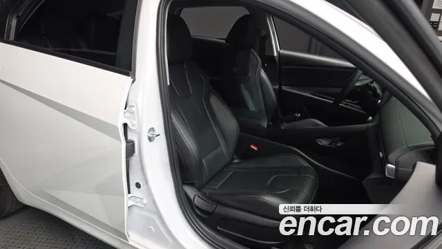 Hyundai Avante — Фото автомобиля 16