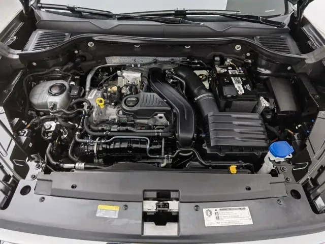 Volkswagen Tharu — Фото автомобиля 6