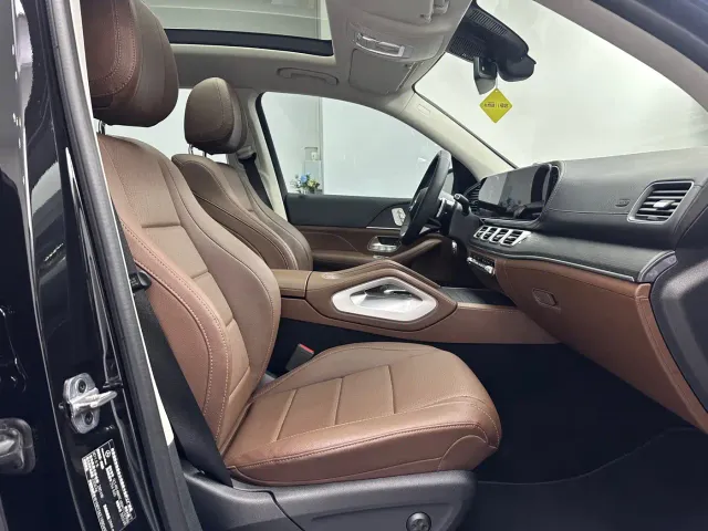 Mercedes-Benz GLS-Class — Фото автомобиля 11