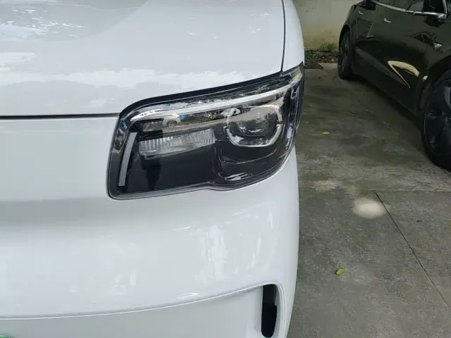 Wuling Zhiguang NEV — Фото автомобиля 23