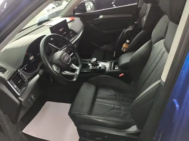 Audi Q5L — Фото автомобиля 14
