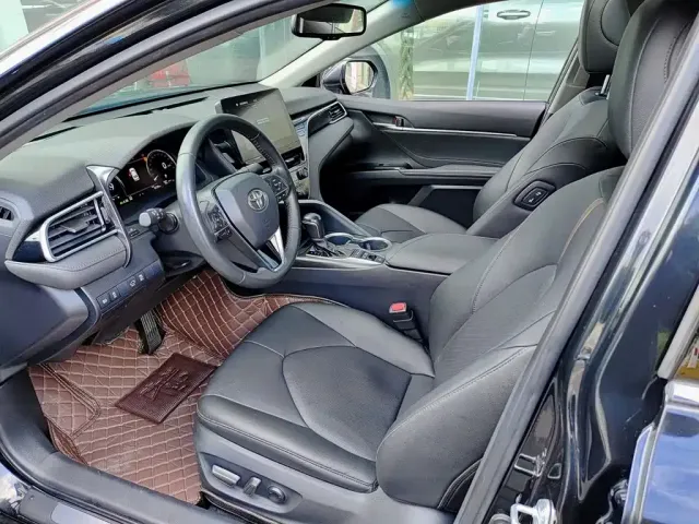 Toyota Camry — Фото автомобиля 7