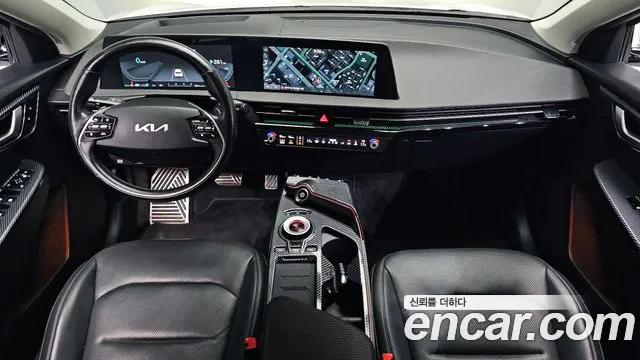 Kia EV6 — Фото автомобиля 10