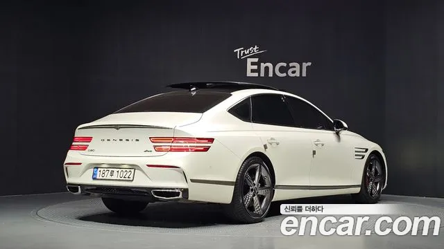 Genesis G80 Бензин 3.5 турбо AWD — Фото автомобиля 2