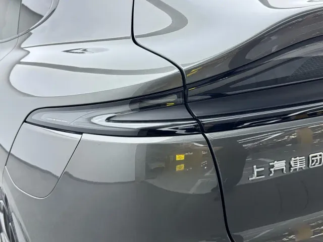 IM Motors LS6 — Фото автомобиля 10