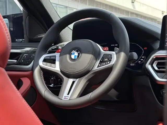 BMW X4 M — Фото автомобиля 3
