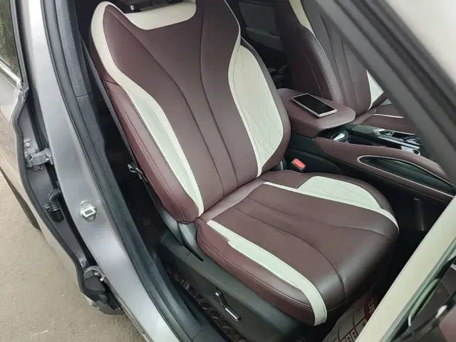 Geely Xingyue L — Фото автомобиля 24