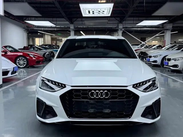 Audi A4L — Фото автомобиля 2