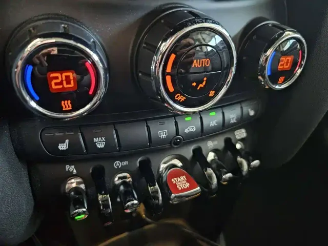 MINI Hatch — Фото автомобиля 14