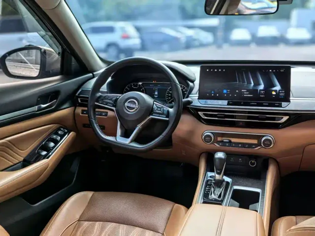 Nissan Teana — Фото автомобиля 9
