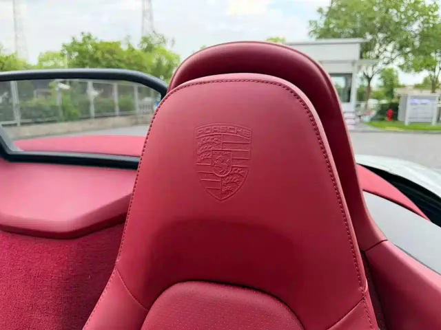 Porsche 718 — Фото автомобиля 12