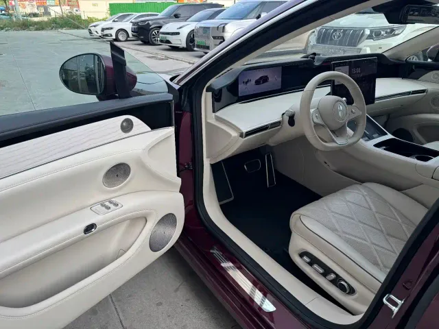 Stelato S9 — Фото автомобиля 4