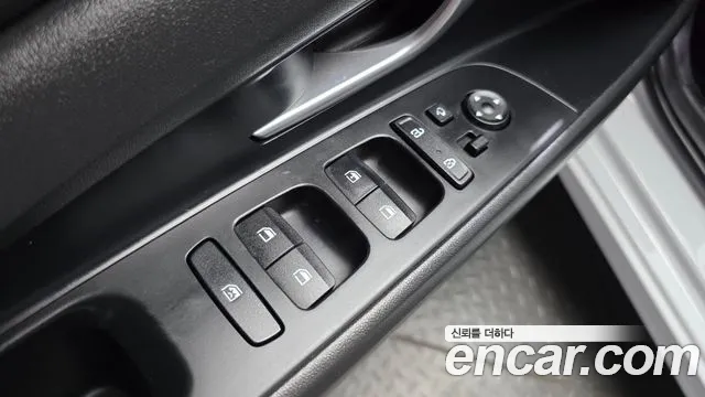 Hyundai AVANTE Modern — Фото автомобиля 13