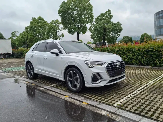 Audi Q3 — Фото автомобиля 7