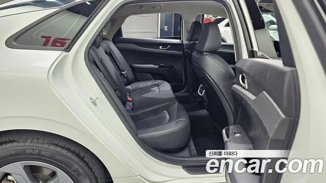 Kia K5 K5 3 поколение 2.0 LPI(Для проката) — Фото автомобиля 12