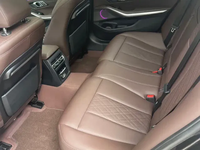 BMW 3 Series — Фото автомобиля 5