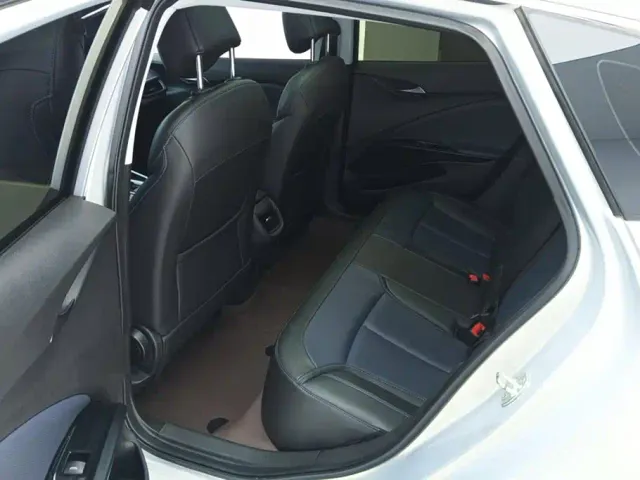 Buick Velite 6 — Фото автомобиля 8