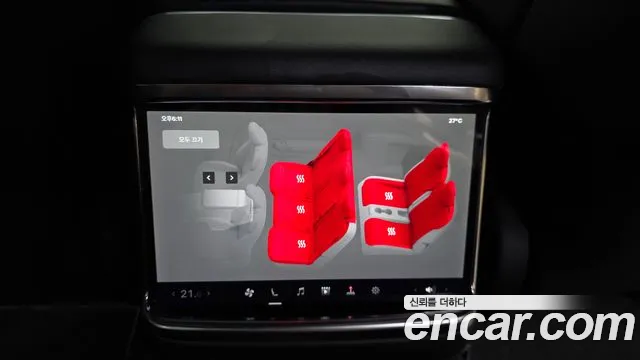 Tesla Model X — Фото автомобиля 18