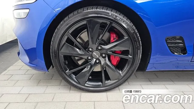 Genesis G70 Новый G70 Бензин 3.3T 4WD — Фото автомобиля 5