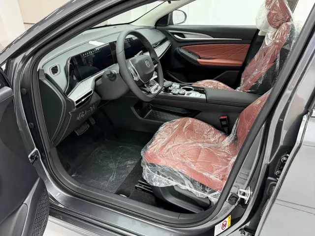Changan Eado — Фото автомобиля 11