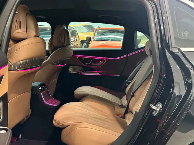 Mercedes-Benz E-Class — Фото автомобиля 8