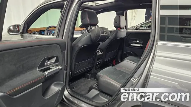 Mercedes-Benz GLB-Class — Фото автомобиля 21