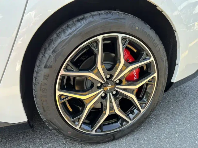 Dongfeng eπ 007 — Фото автомобиля 11
