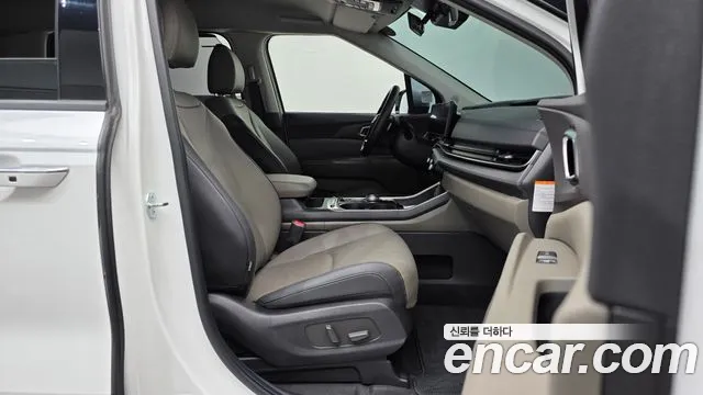 Kia Carnival 4th Gen — Фото автомобиля 16