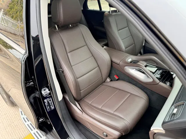 Mercedes-Benz GLE-Class — Фото автомобиля 18