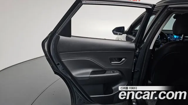 Hyundai Kona — Фото автомобиля 14