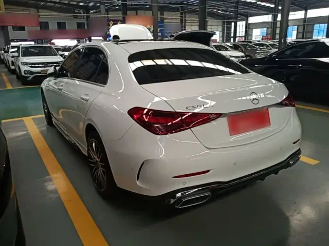 Mercedes-Benz C-Class — Фото автомобиля 4