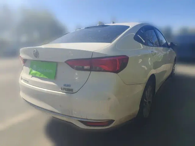 Buick Verano — Фото автомобиля 6