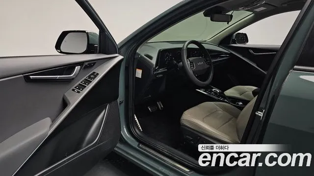 Kia Niro The All New Niro Signature — Фото автомобиля 9