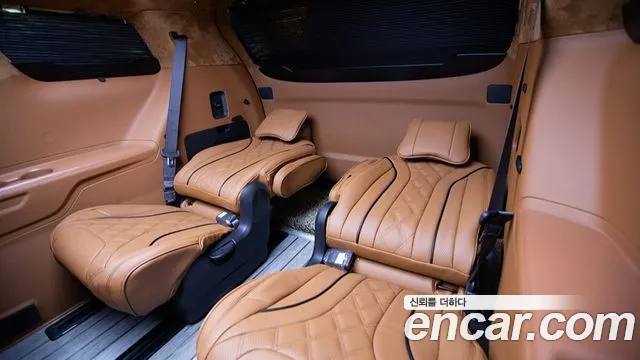 Kia Carnival Generation 4 — Фото автомобиля 19