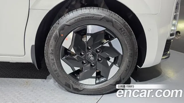 Hyundai Staria New — Фото автомобиля 6