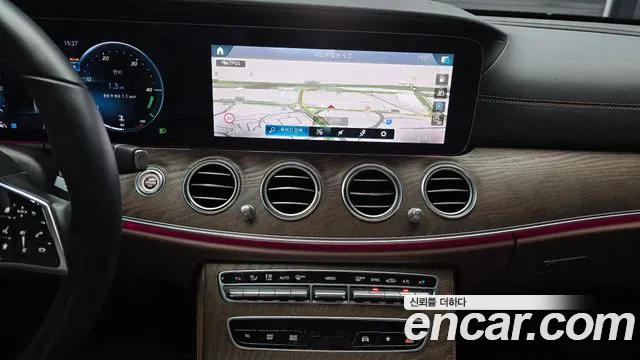Mercedes-Benz E-Class W213 — Фото автомобиля 24